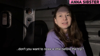 Развлечения в машине с страстной нимфоманкой