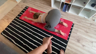 В лосинах смотреть секс видео онлайн